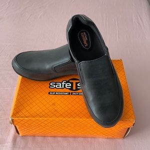 SafeTStep Comfort Slip Resistant Black Shoes